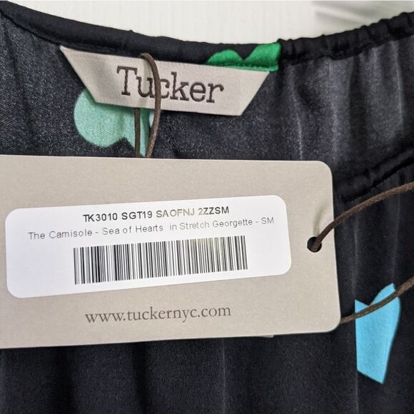 Tucker The Camisole Sea of Hearts in Stretch Georgette Silk Top Heart Print - Picture 3 of 5